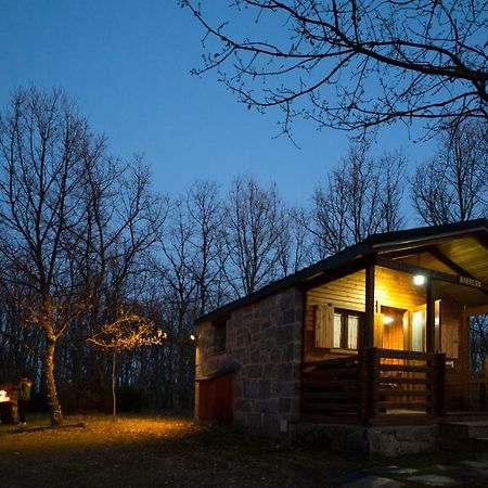 Cabanas Vallecino Manzanal de los Infantes 外观 照片