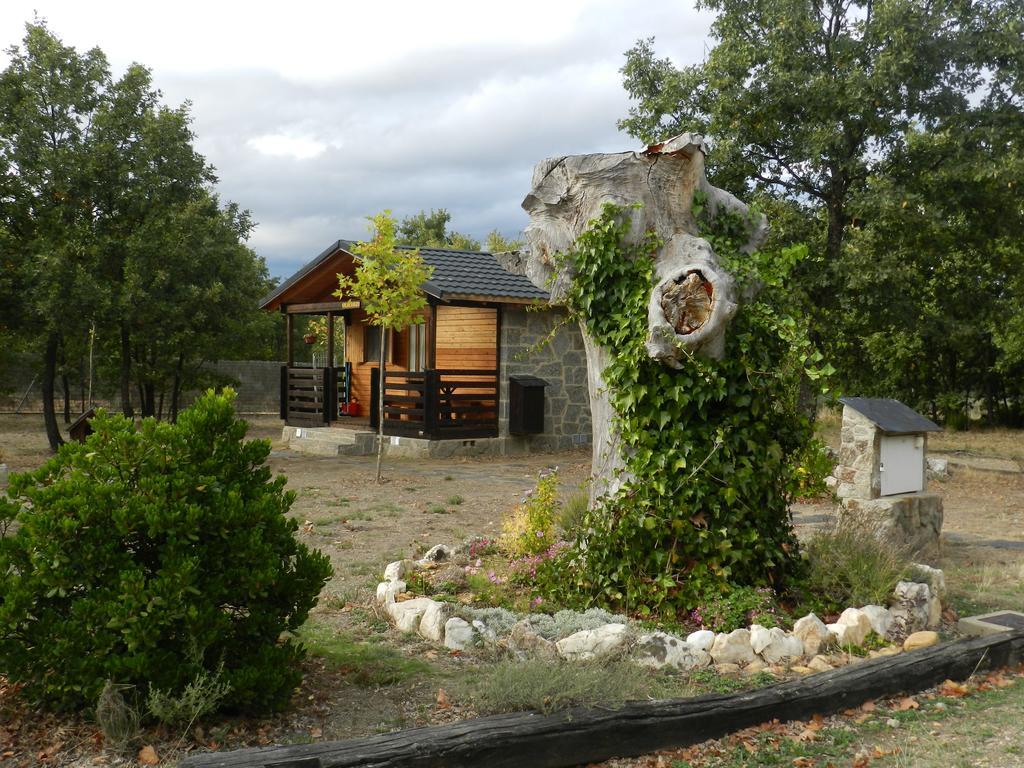 Cabanas Vallecino Manzanal de los Infantes 外观 照片