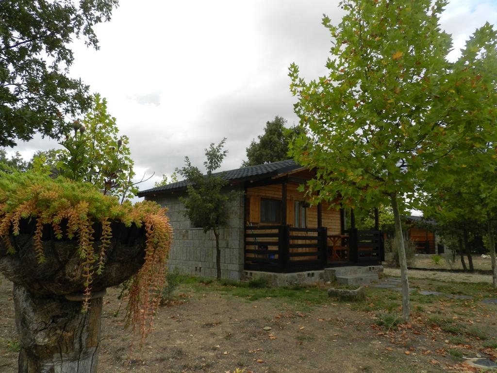 Cabanas Vallecino Manzanal de los Infantes 外观 照片