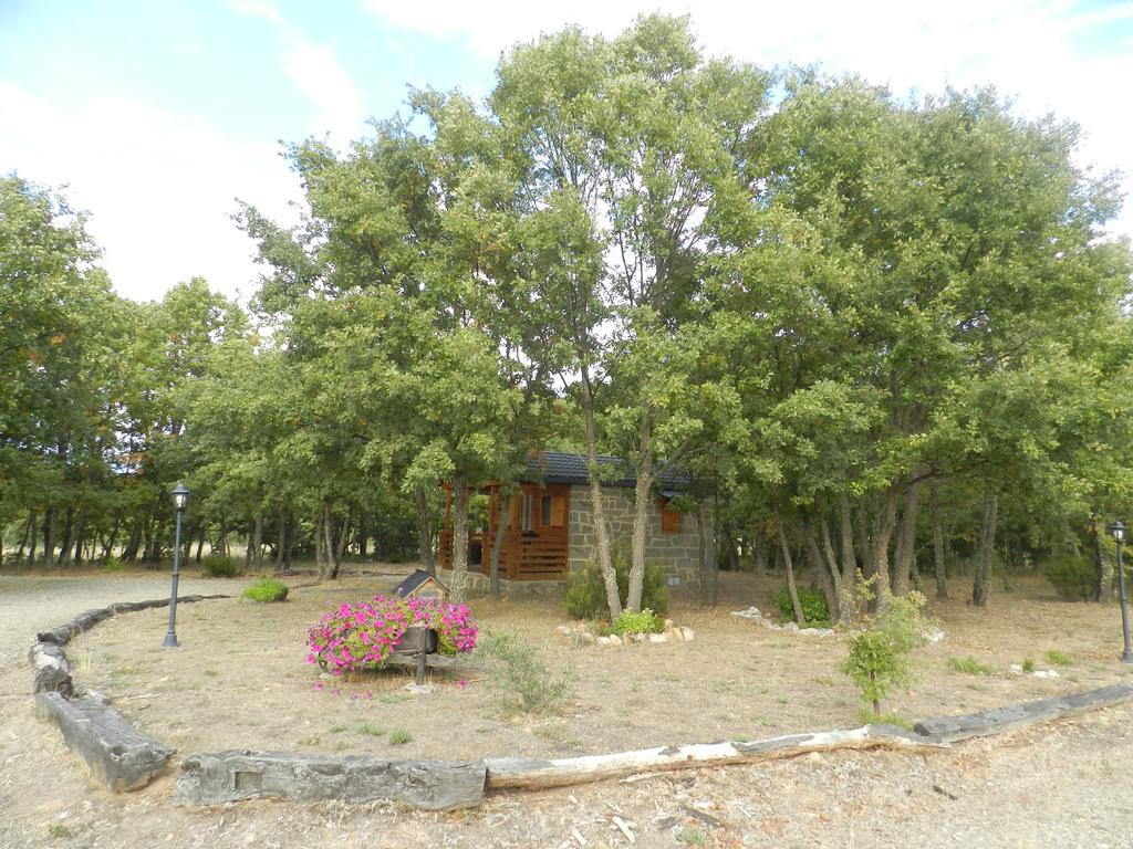 Cabanas Vallecino Manzanal de los Infantes 外观 照片