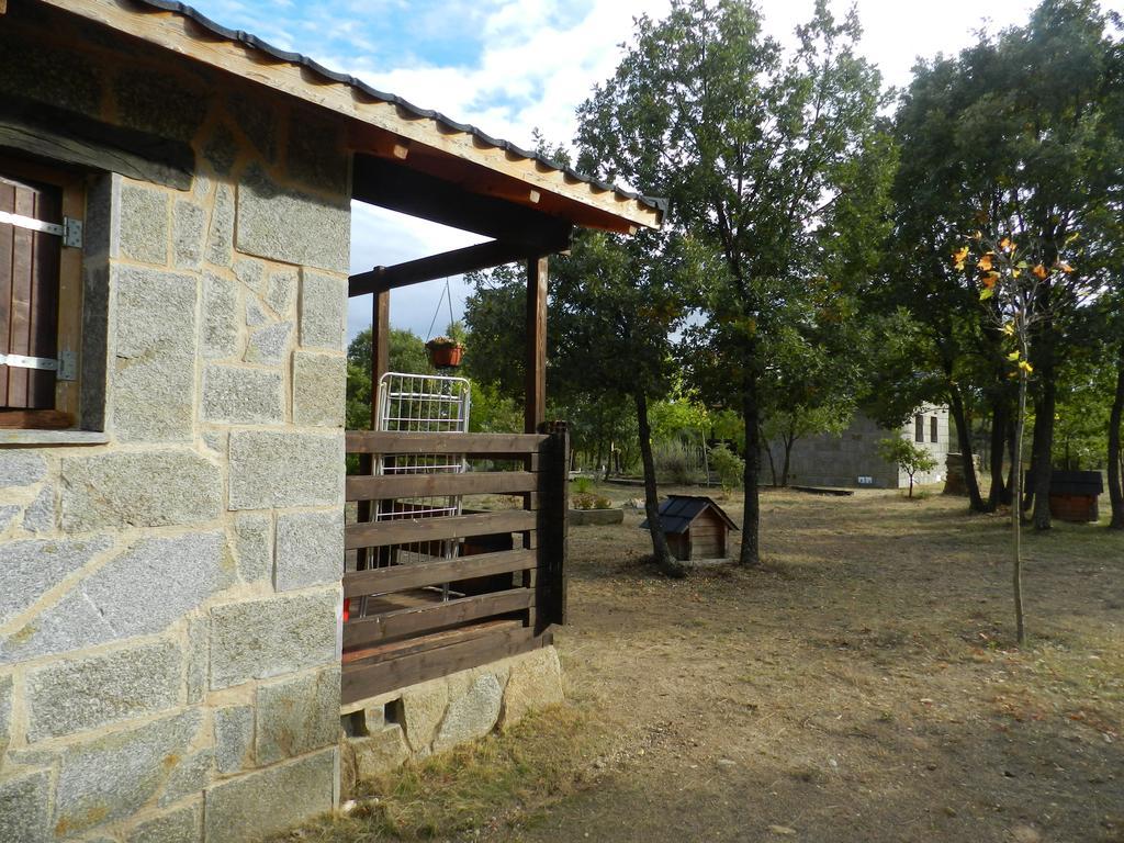 Cabanas Vallecino Manzanal de los Infantes 外观 照片
