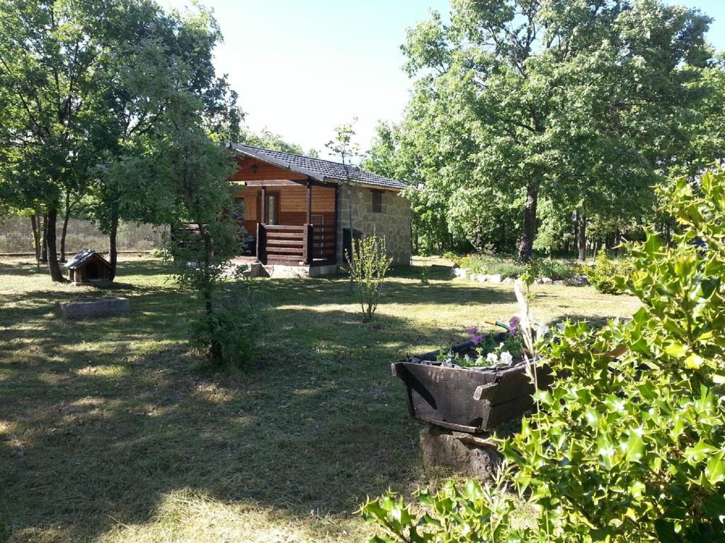 Cabanas Vallecino Manzanal de los Infantes 外观 照片